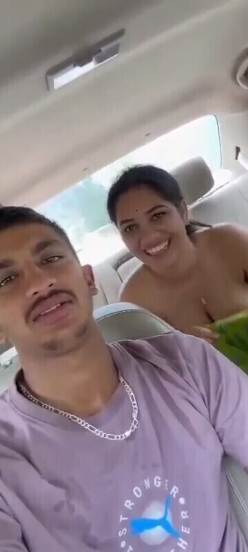 Young College Girl Fucking with Boyfriend in Car Loud Moaning Saying " Kartik Lag Rahi Hai Aah.....BahanCh*d" Don't Miss😍🤩